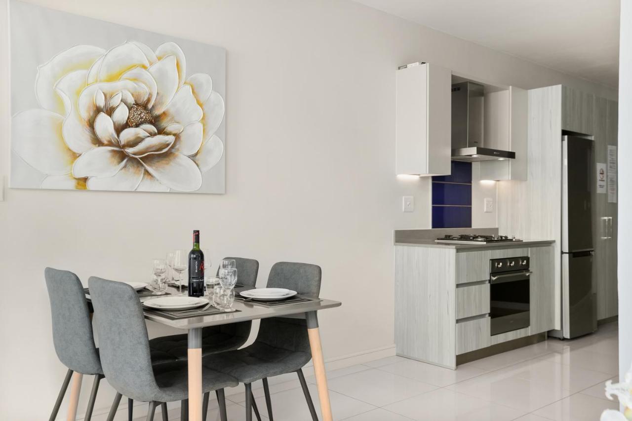 Easy Stay - The Median Rosebank Johannesburg Eksteriør billede