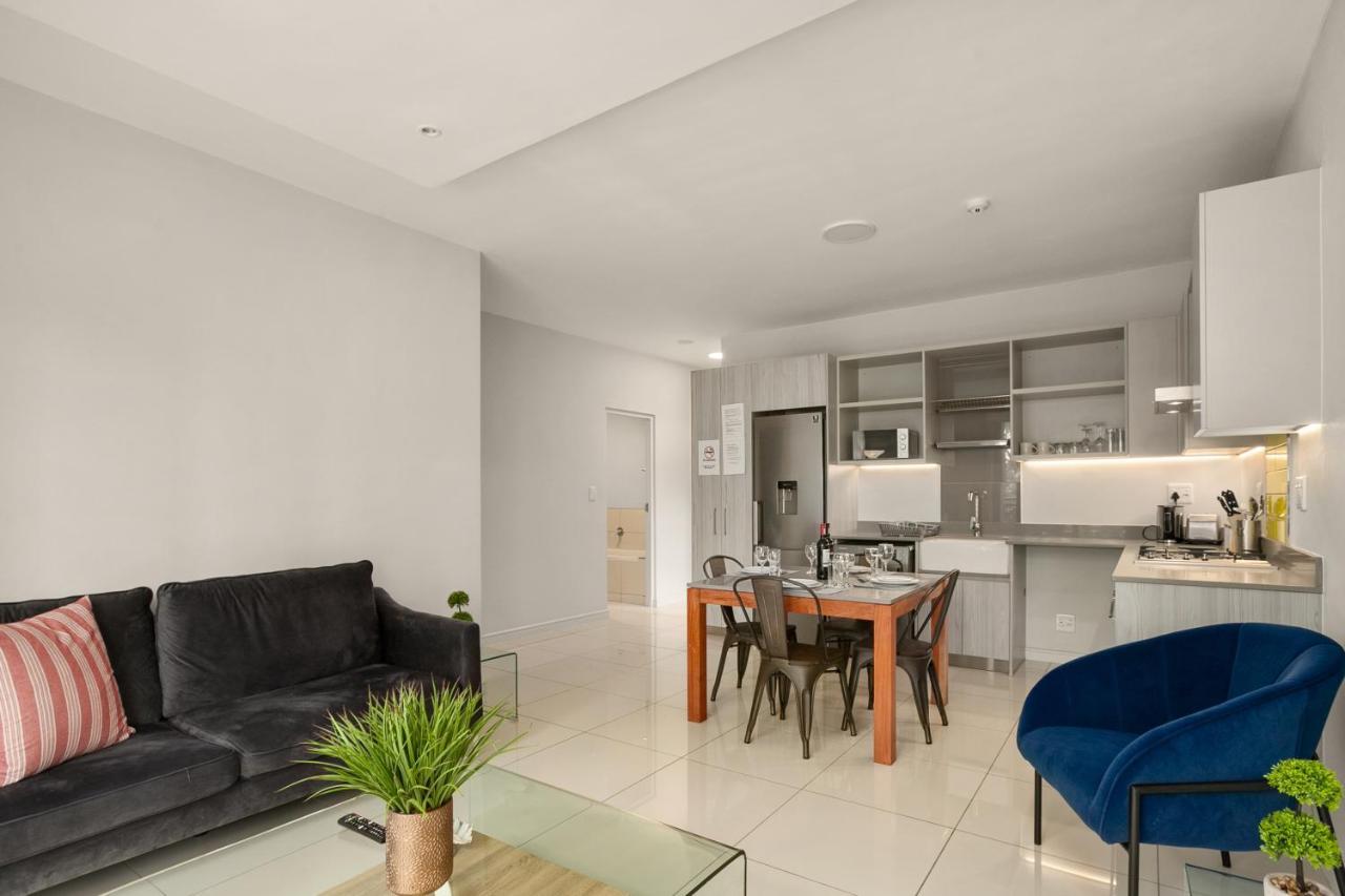 Easy Stay - The Median Rosebank Johannesburg Eksteriør billede