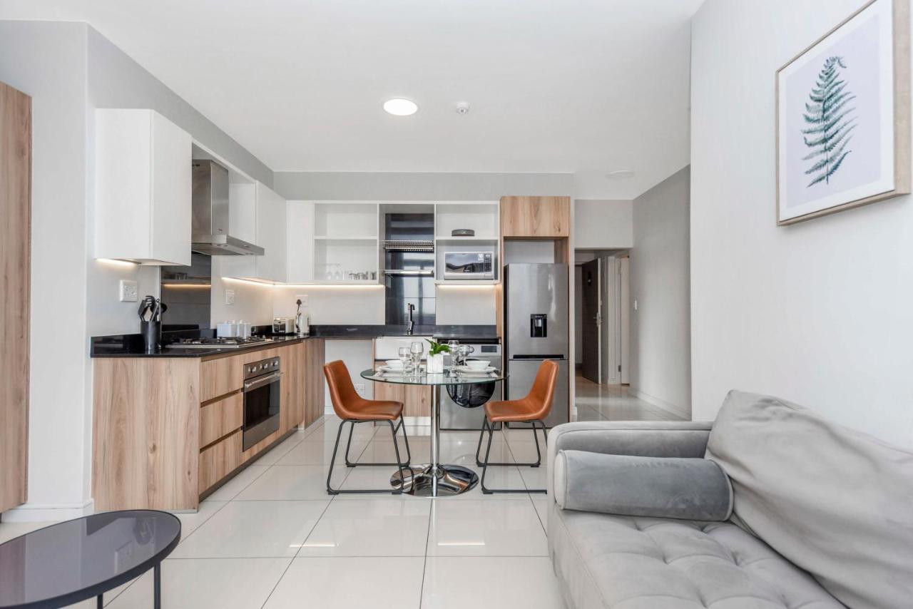 Easy Stay - The Median Rosebank Johannesburg Eksteriør billede